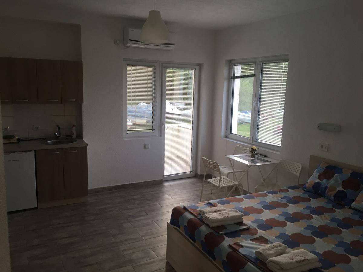 Apartmani Alex Beach Dojran Εξωτερικό φωτογραφία